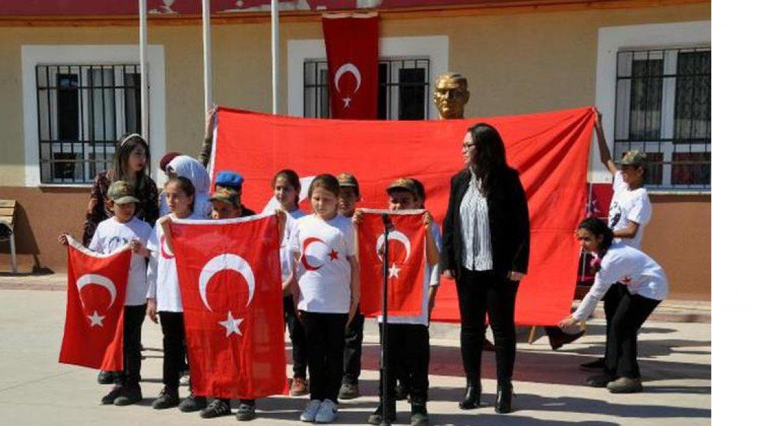 Yavuz Sultan Selim İlkokulu Çanakkale Zaferi Kutlaması