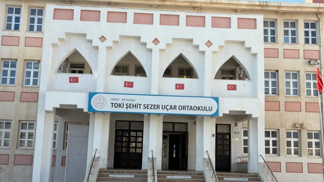 Toki Şehit Sezer Uçar Ortaokulu E sınav Merkezi Faaliyete Başladı.